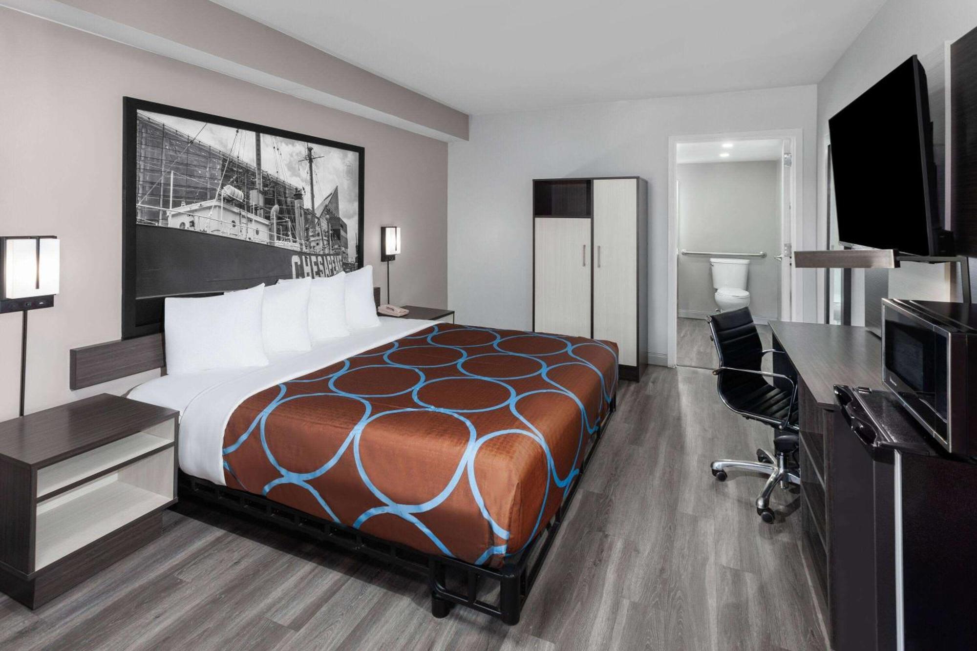 Super 8 By Wyndham Baltimore Northwest Bagian luar foto