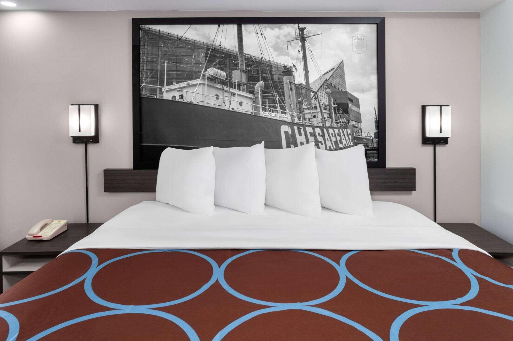 Super 8 By Wyndham Baltimore Northwest Bagian luar foto