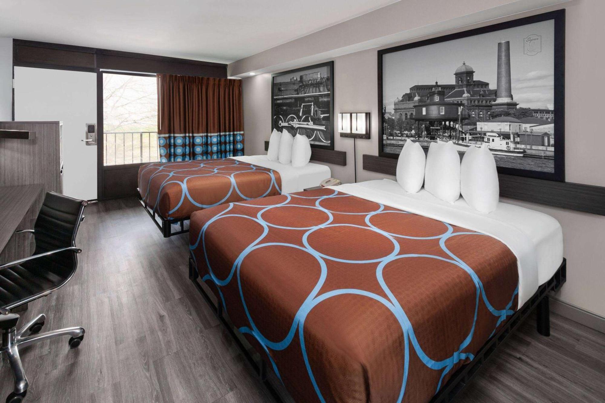 Super 8 By Wyndham Baltimore Northwest Bagian luar foto